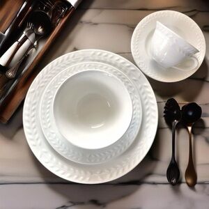 Gibson Nobilis Solid White Embossed Laurel Porcelain 5 Piece Place Setting